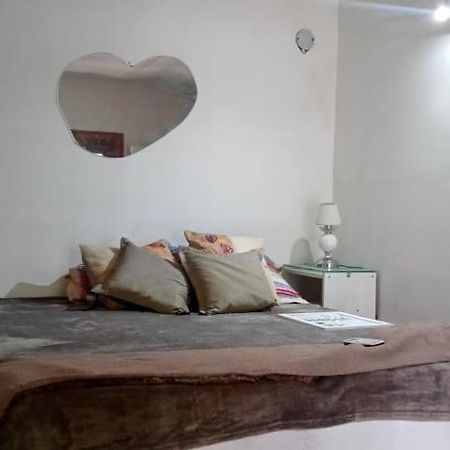 Confortable Para Dos Buenos Aires Luaran gambar